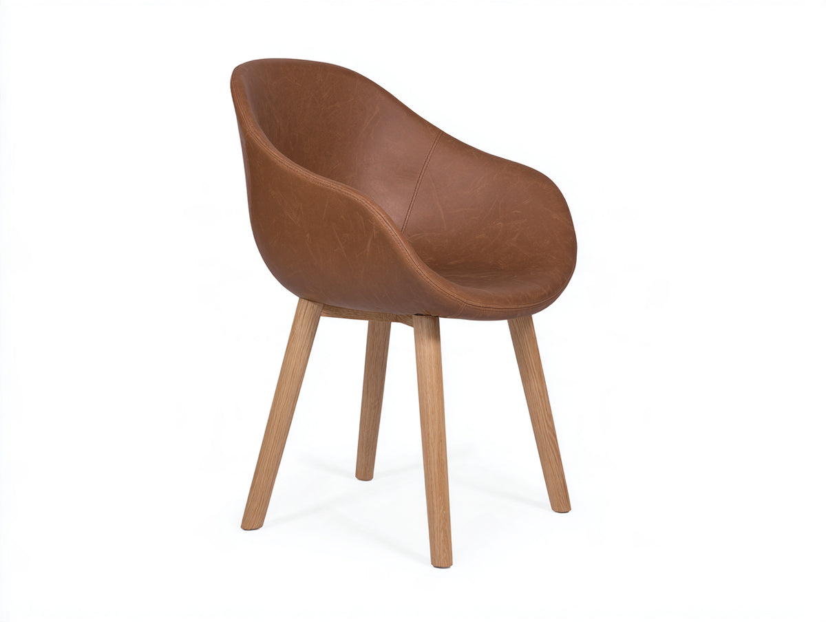 Silla de comedor tapizada en material efecto piel 59x58x84 cm - marrón-madera - respaldo envolvente y diseño moderno para comedor